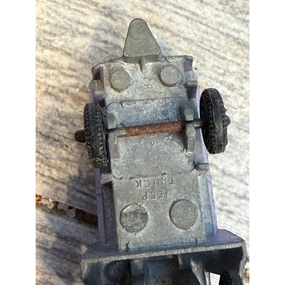 Tootsie‎ Toy Jeep Truck Purple No 64 Diecast Metal Chicago IL USA TootsieToy 60s